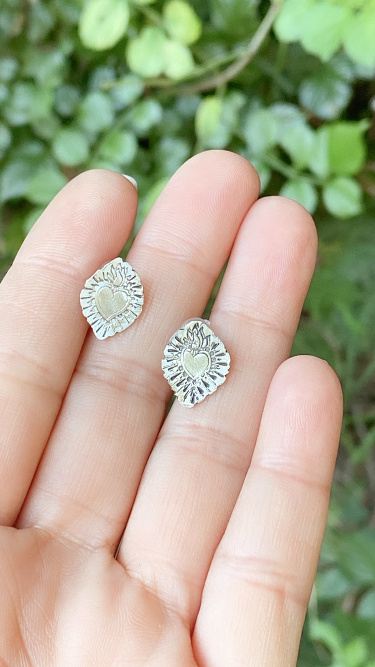Heart Studs