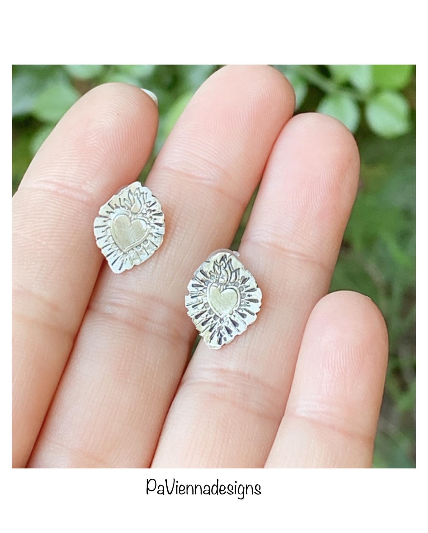 Heart Studs